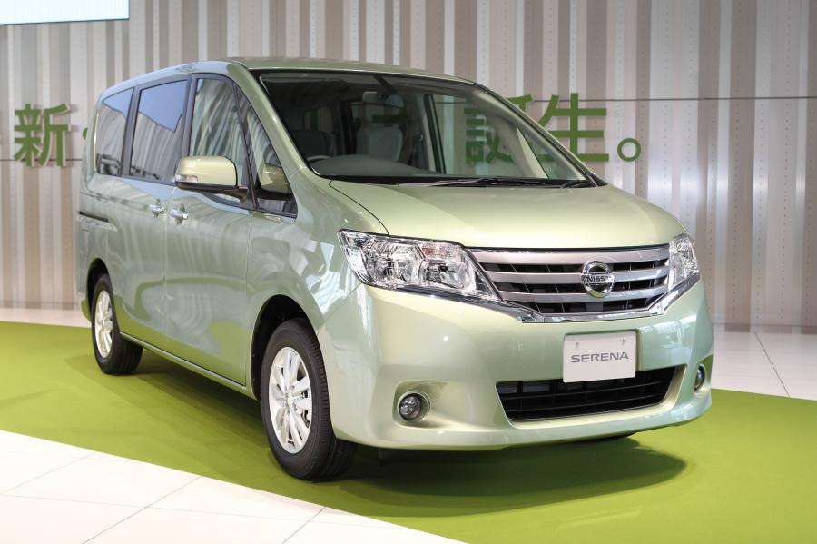  Nissan Serena 2011 года  (фото 10 из 37)